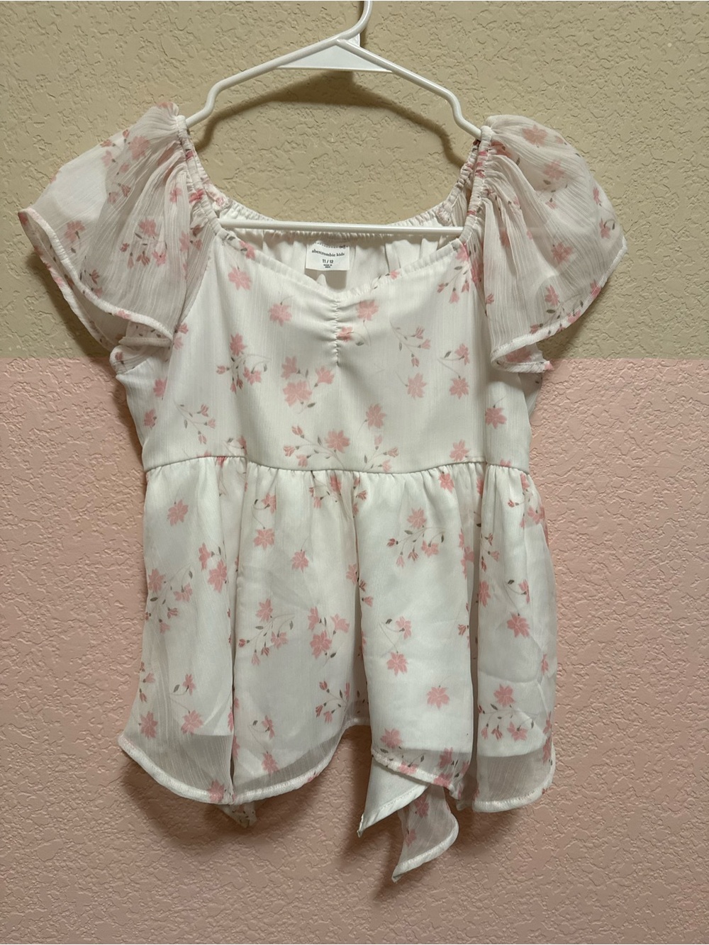 Abercrombie Kids White Peplum Floral Puff-Sleeve Top - Pink Flower Print
